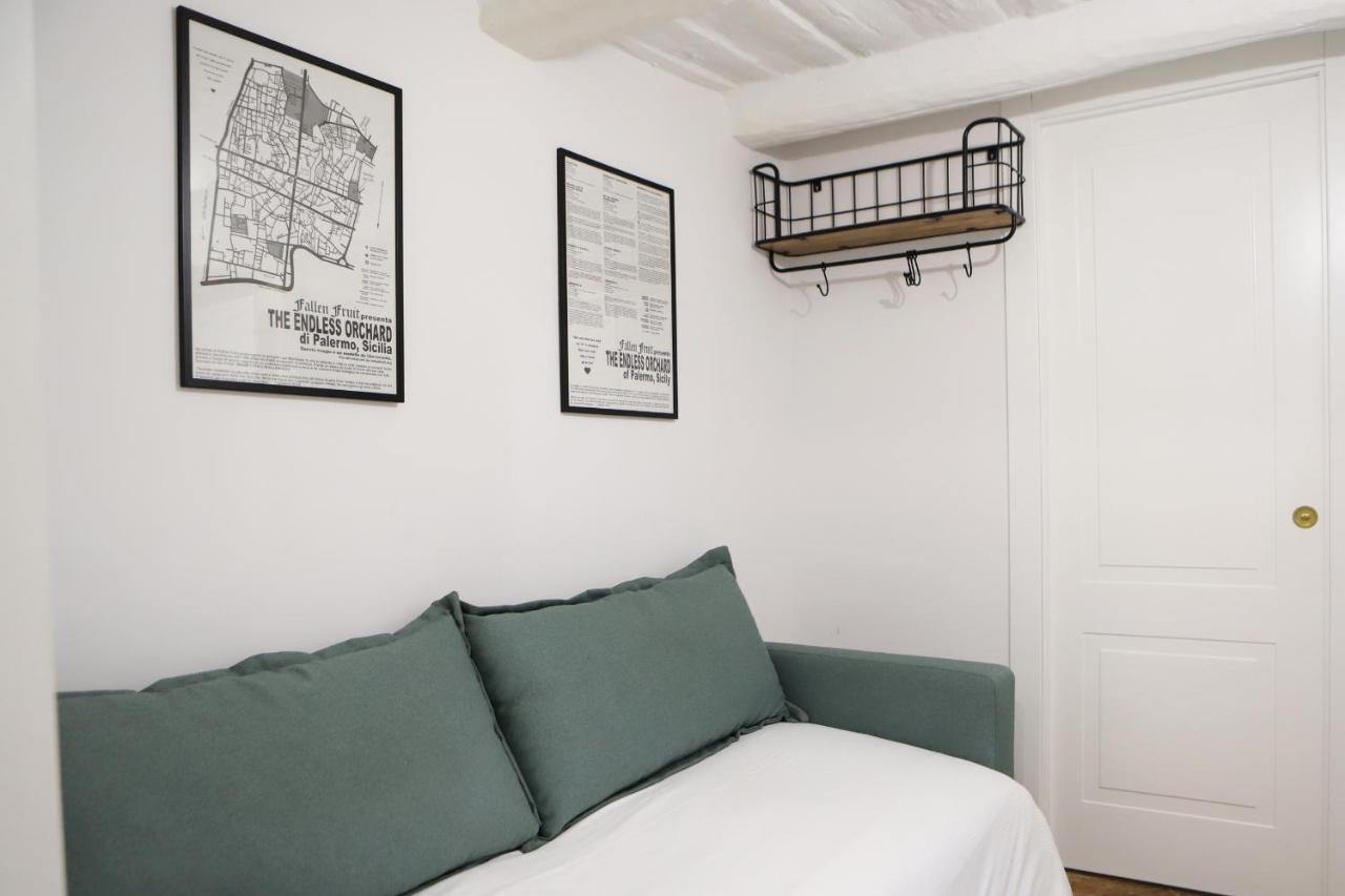 Ferienwohnung Pizzofalcone Studio By Wonderful Italy Neapel Exterior foto
