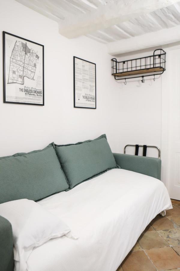 Ferienwohnung Pizzofalcone Studio By Wonderful Italy Neapel Exterior foto